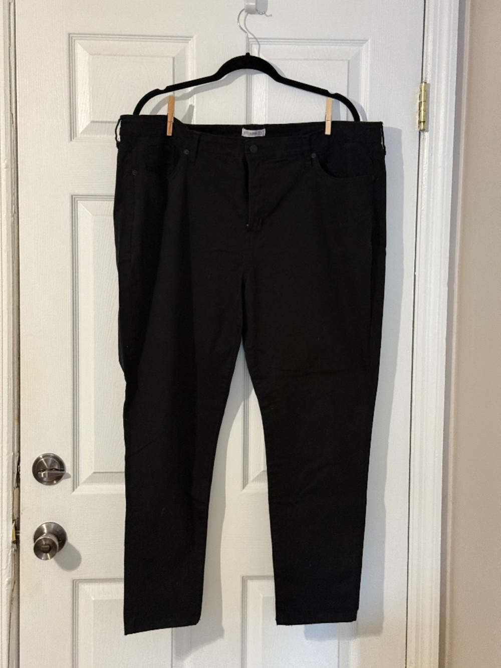 Crown & Ivy Black Jeans size 20W